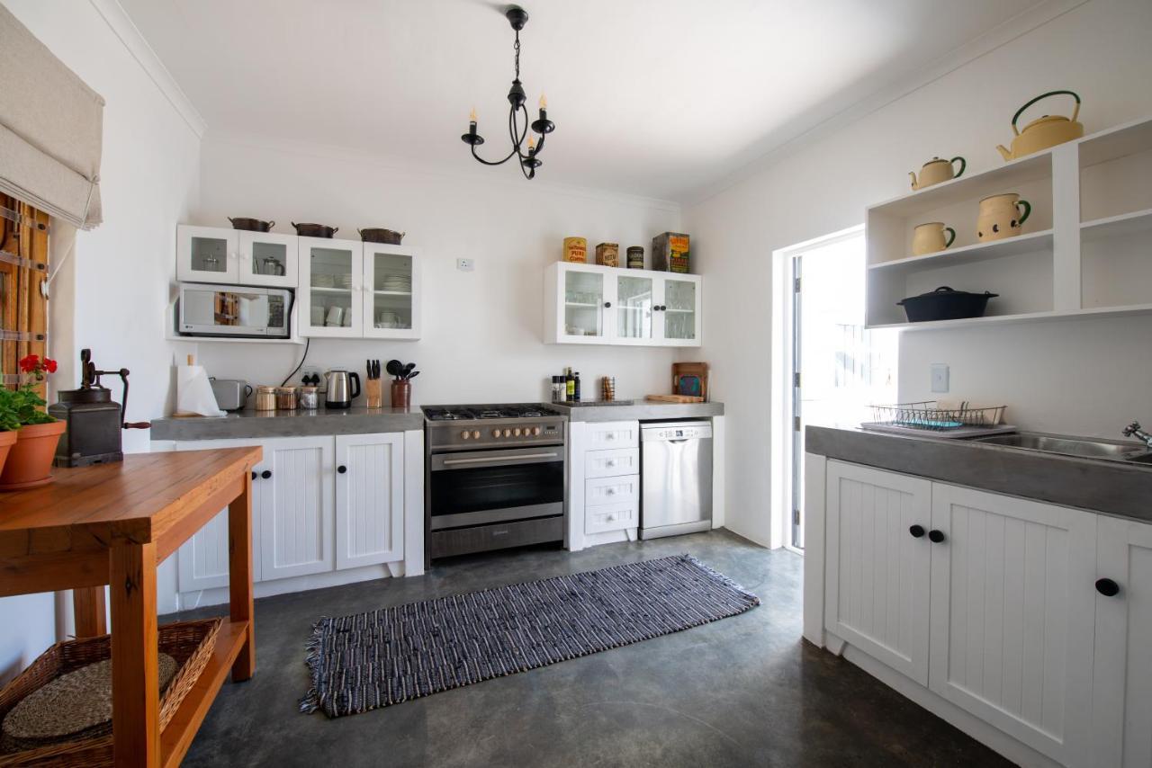 Gonana Studios & Villa Paternoster Εξωτερικό φωτογραφία