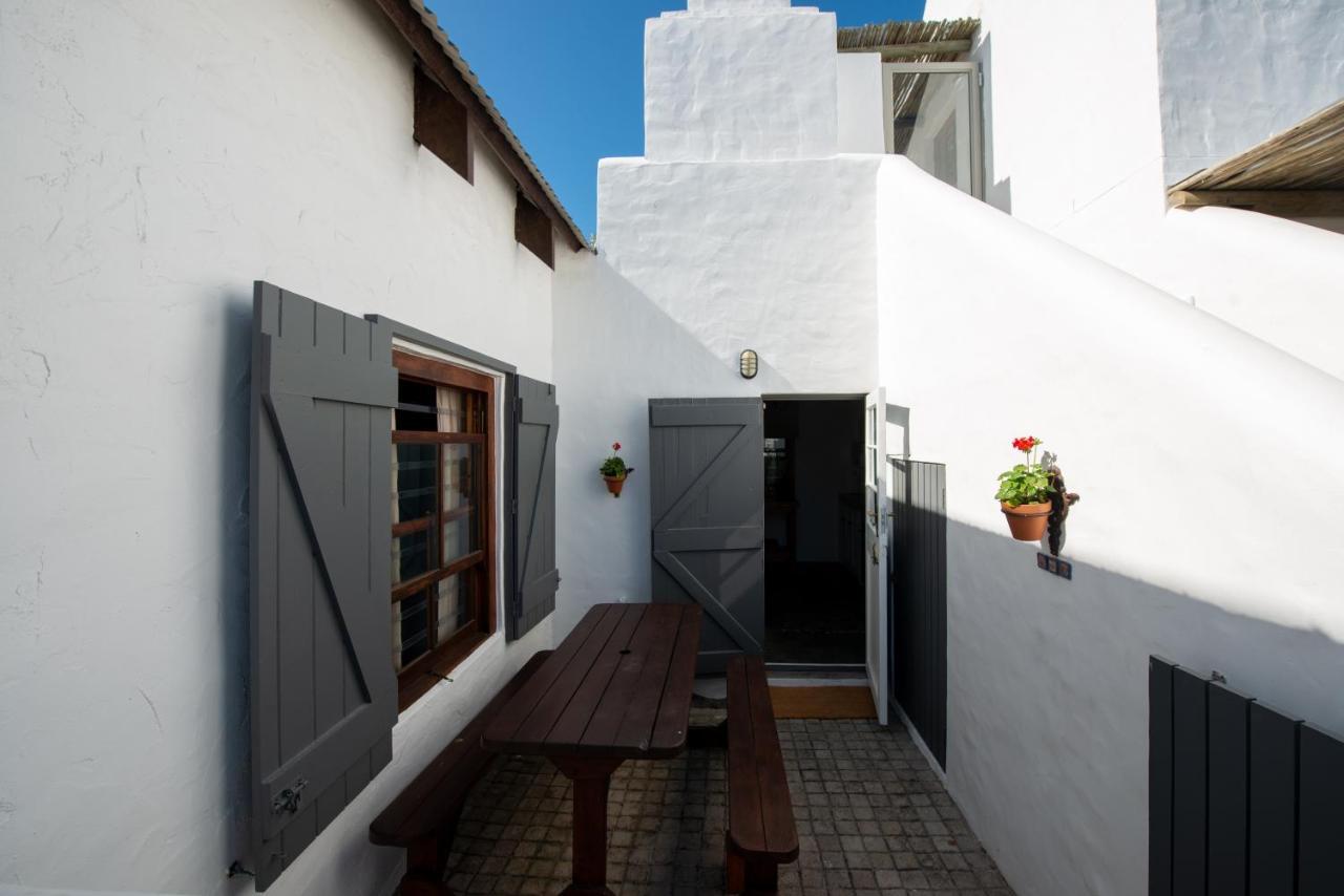 Gonana Studios & Villa Paternoster Εξωτερικό φωτογραφία