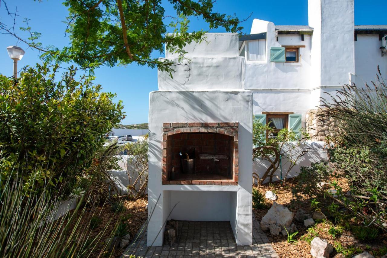 Gonana Studios & Villa Paternoster Εξωτερικό φωτογραφία